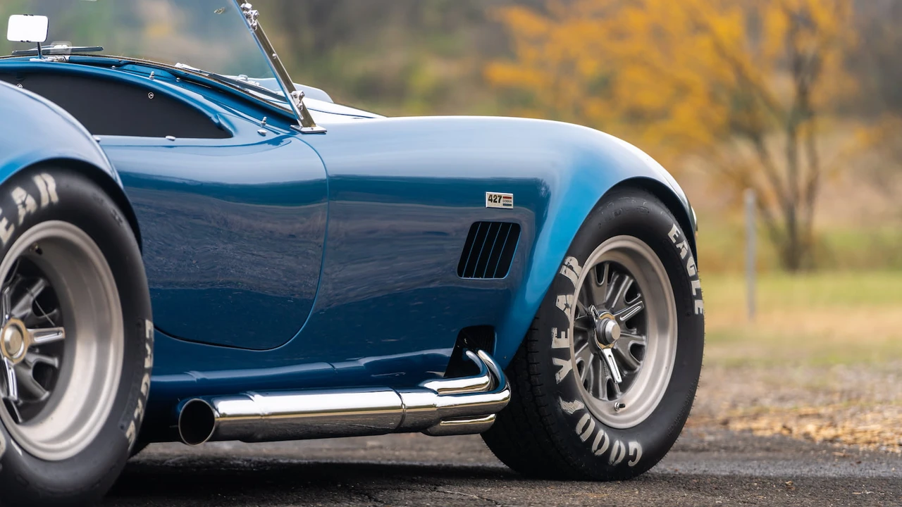 1966 Shelby Cobra 427 - Image 9 of 31