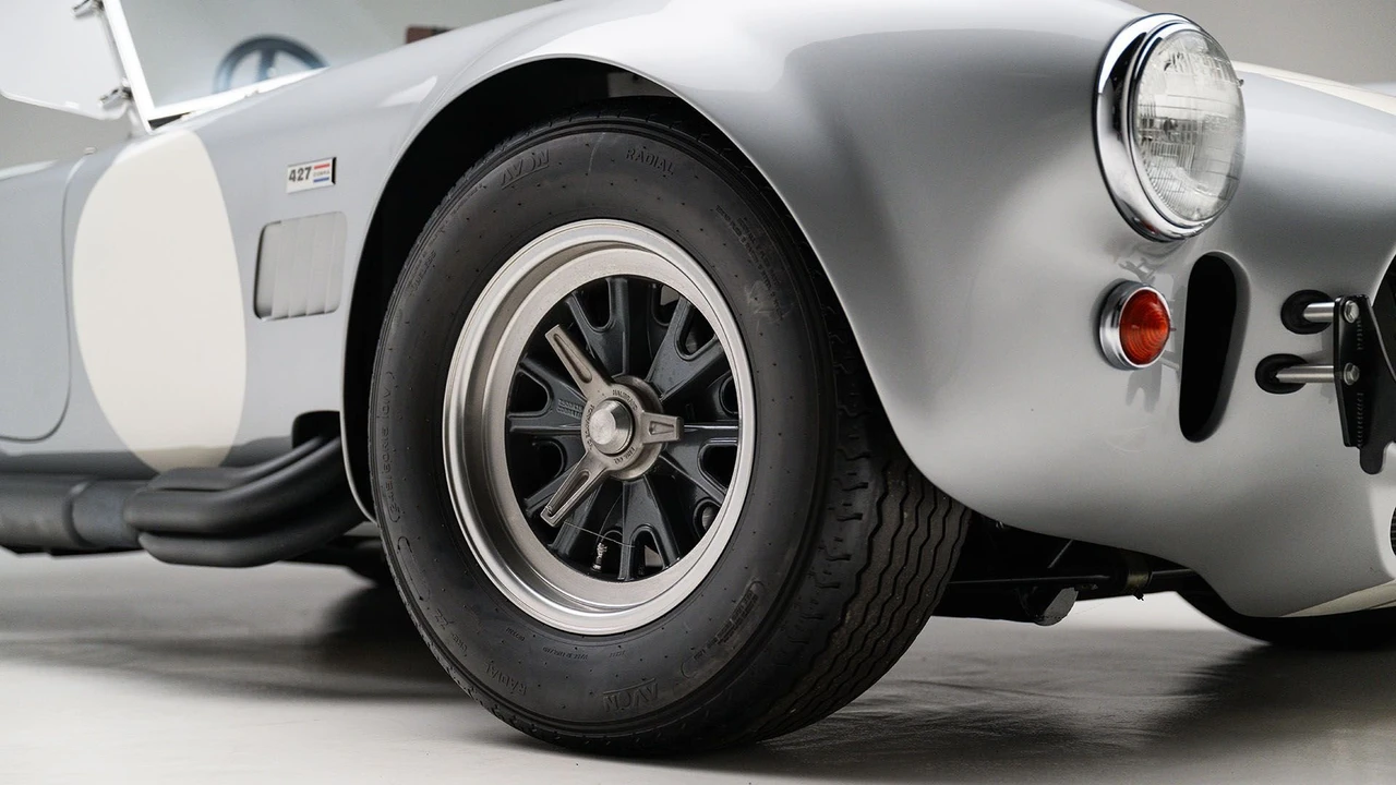 1966 Shelby Cobra 427 - Image 25 of 31