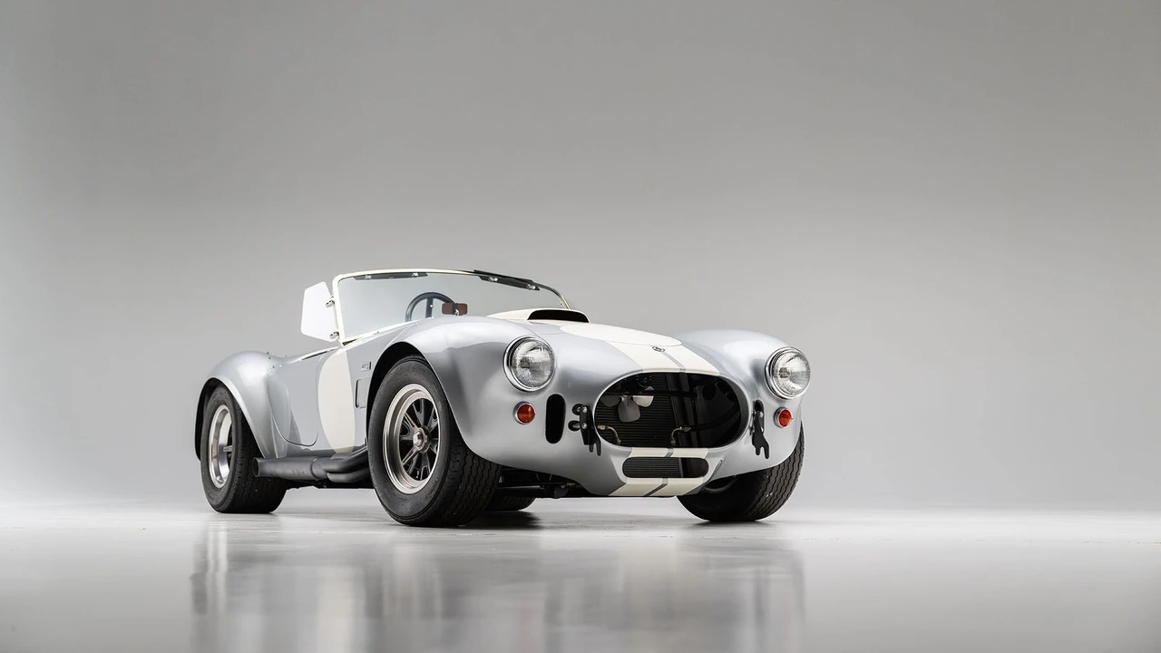 1966 Shelby Cobra 427 - Image 4 of 31