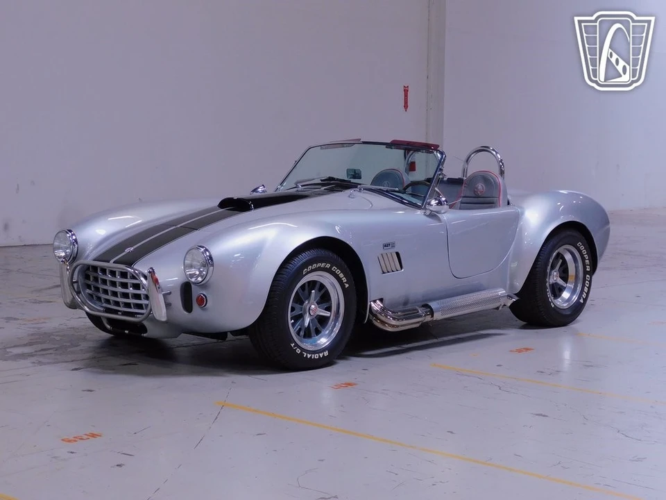 1966 Shelby Cobra 427 - Image 3 of 12