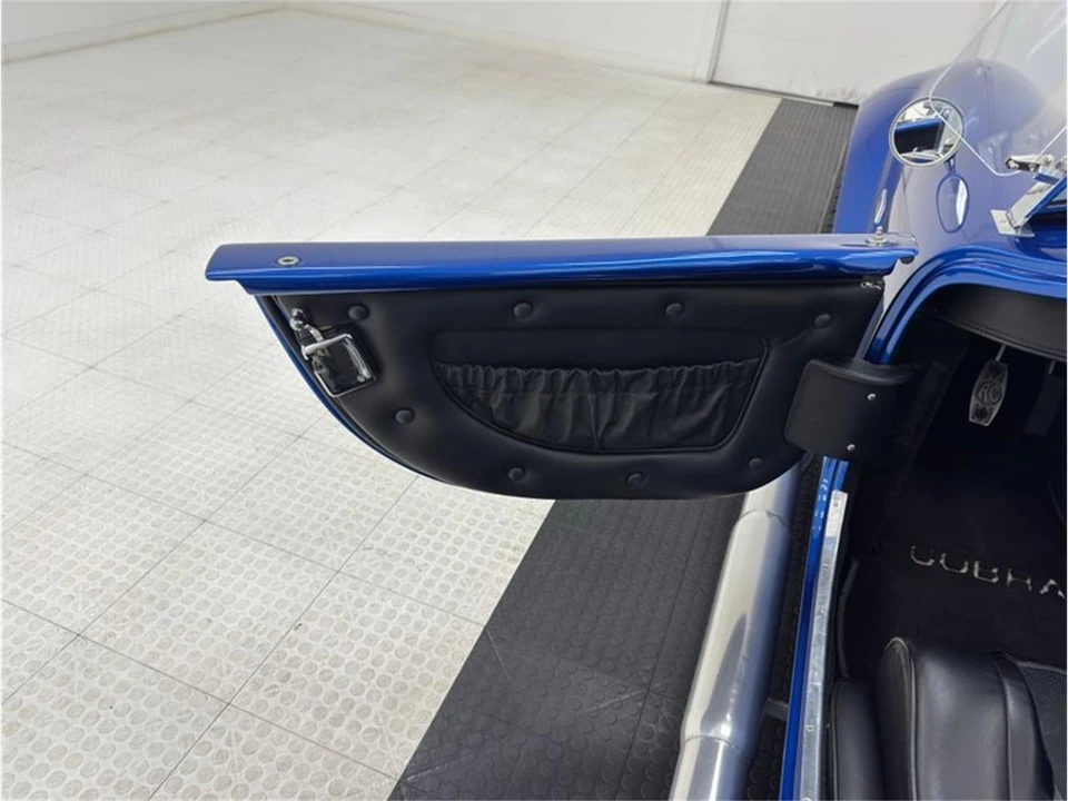 1966 Shelby Cobra 427 - Image 30 of 31