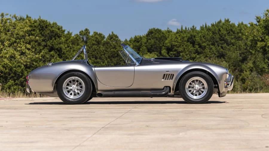 1966 Shelby Cobra Replica - Image 8 of 12