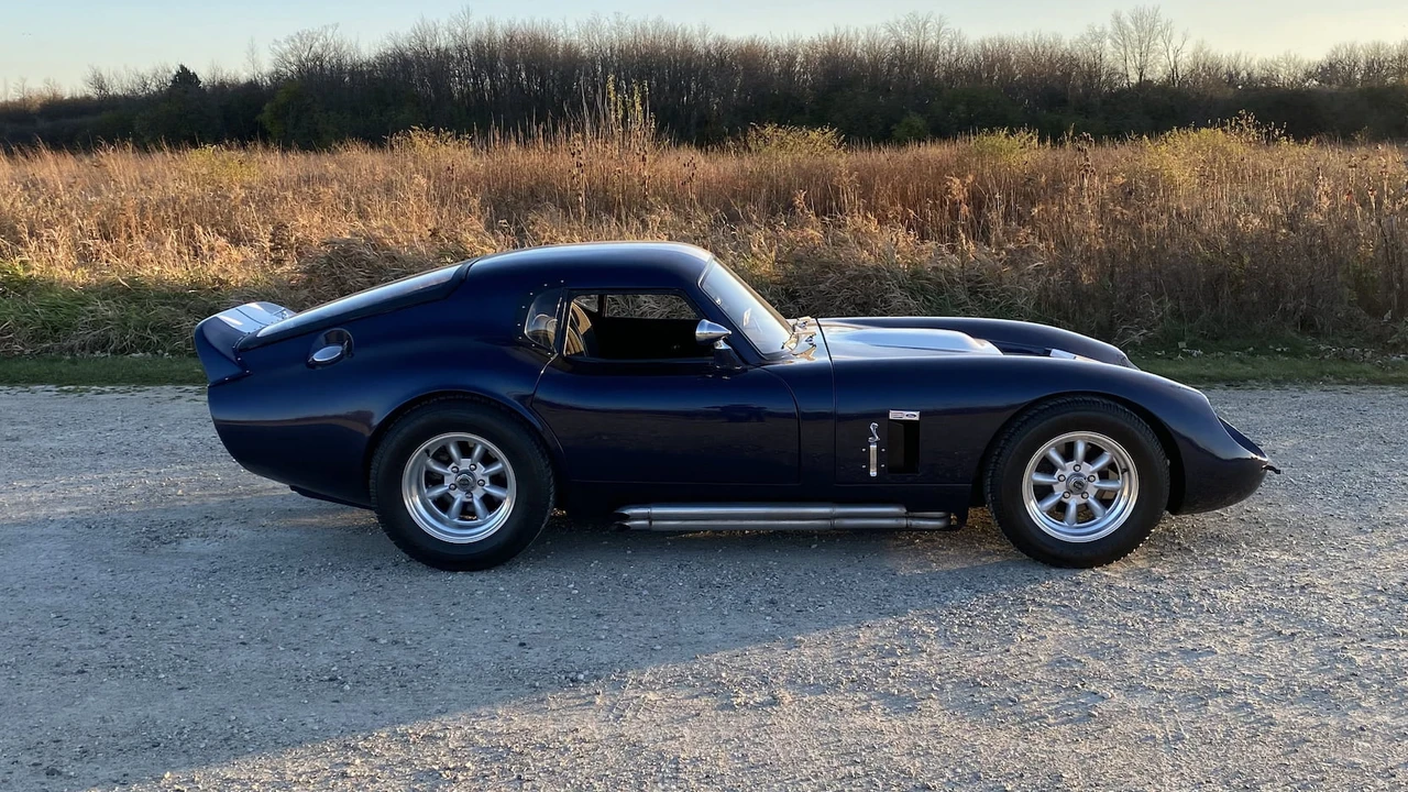 1966 Shelby Daytona Replica - Image 25 of 26