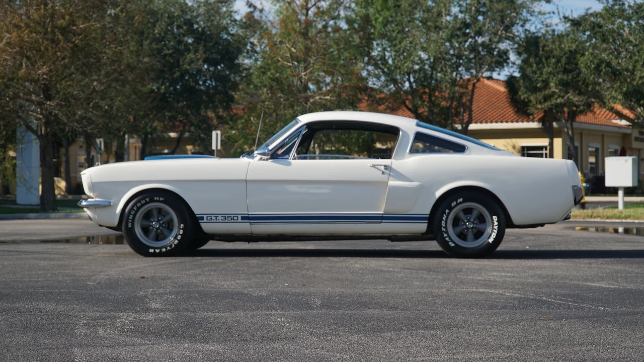 1966 Shelby GT350 - Image 2 of 17