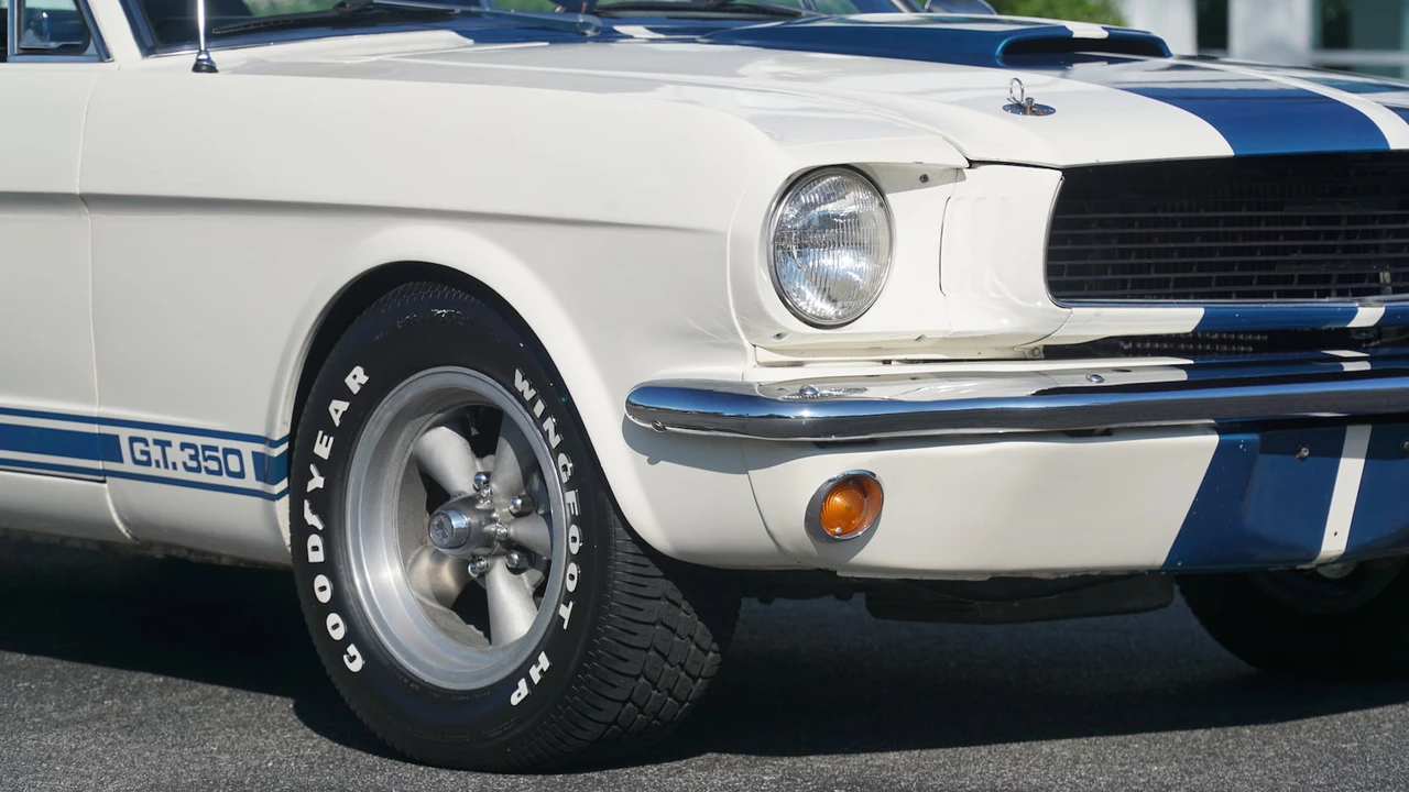 1966 Shelby GT350 - Image 7 of 17