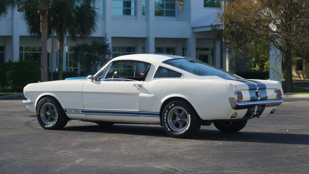 1966 Shelby GT350 - Image 15 of 17