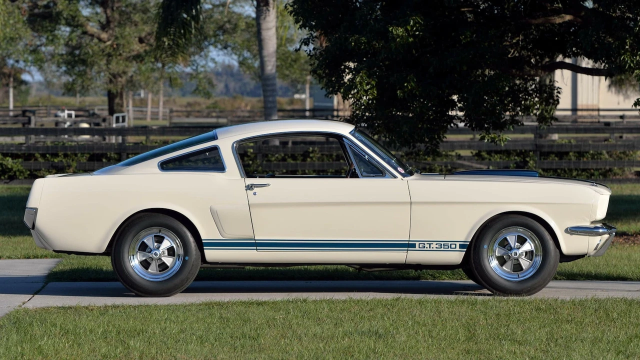 1966 Shelby GT350 - Image 2 of 31