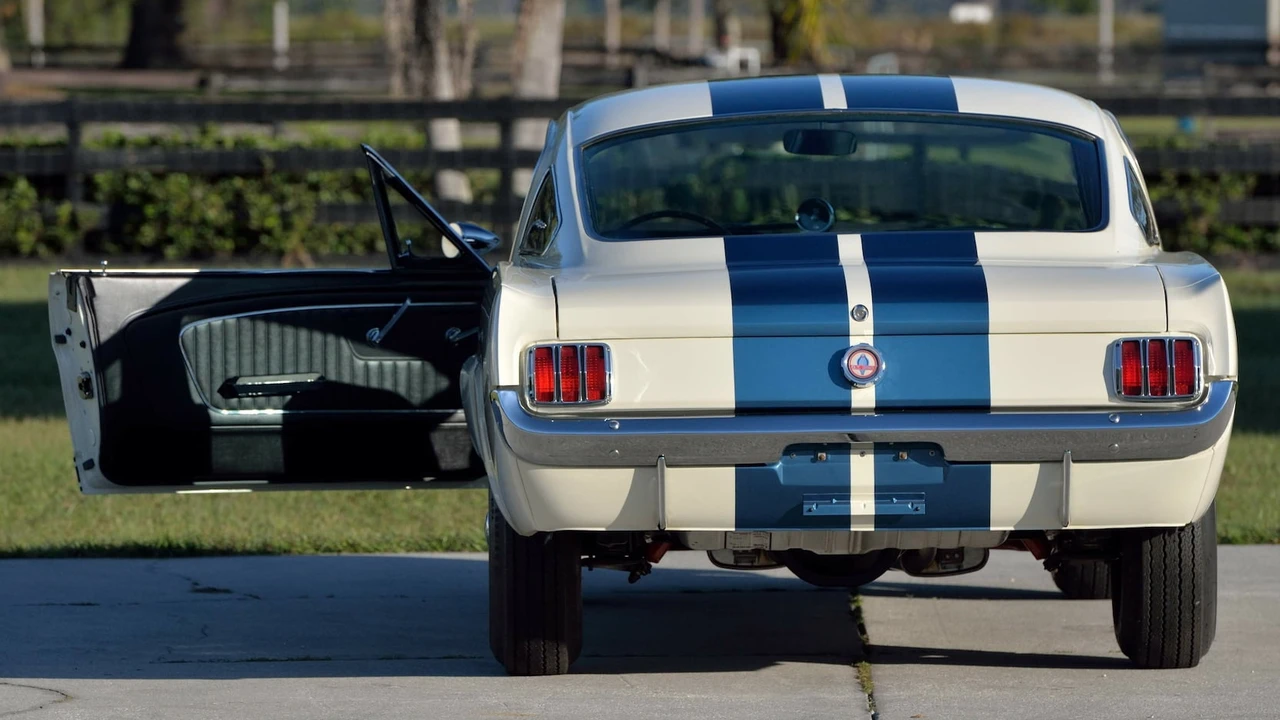 1966 Shelby GT350 - Image 20 of 31