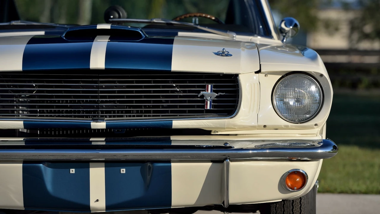 1966 Shelby GT350 - Image 23 of 31