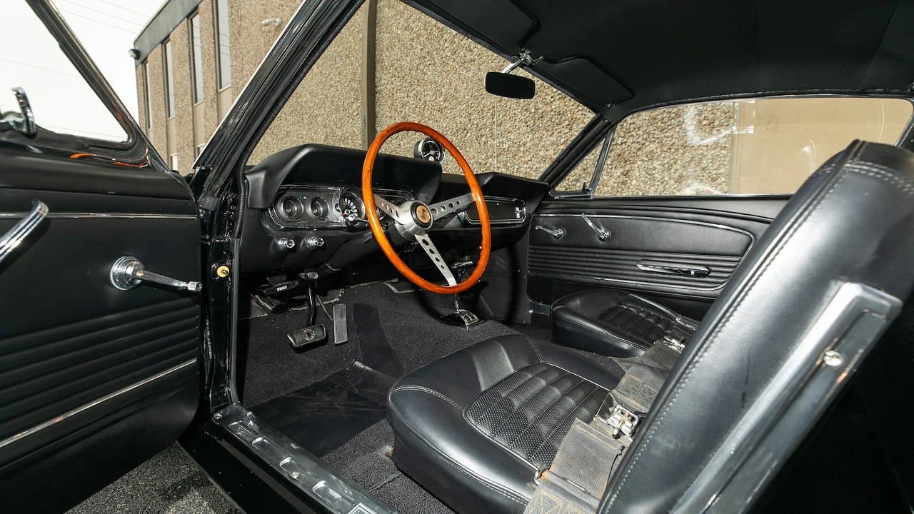 1966 Shelby GT350 - Image 4 of 29
