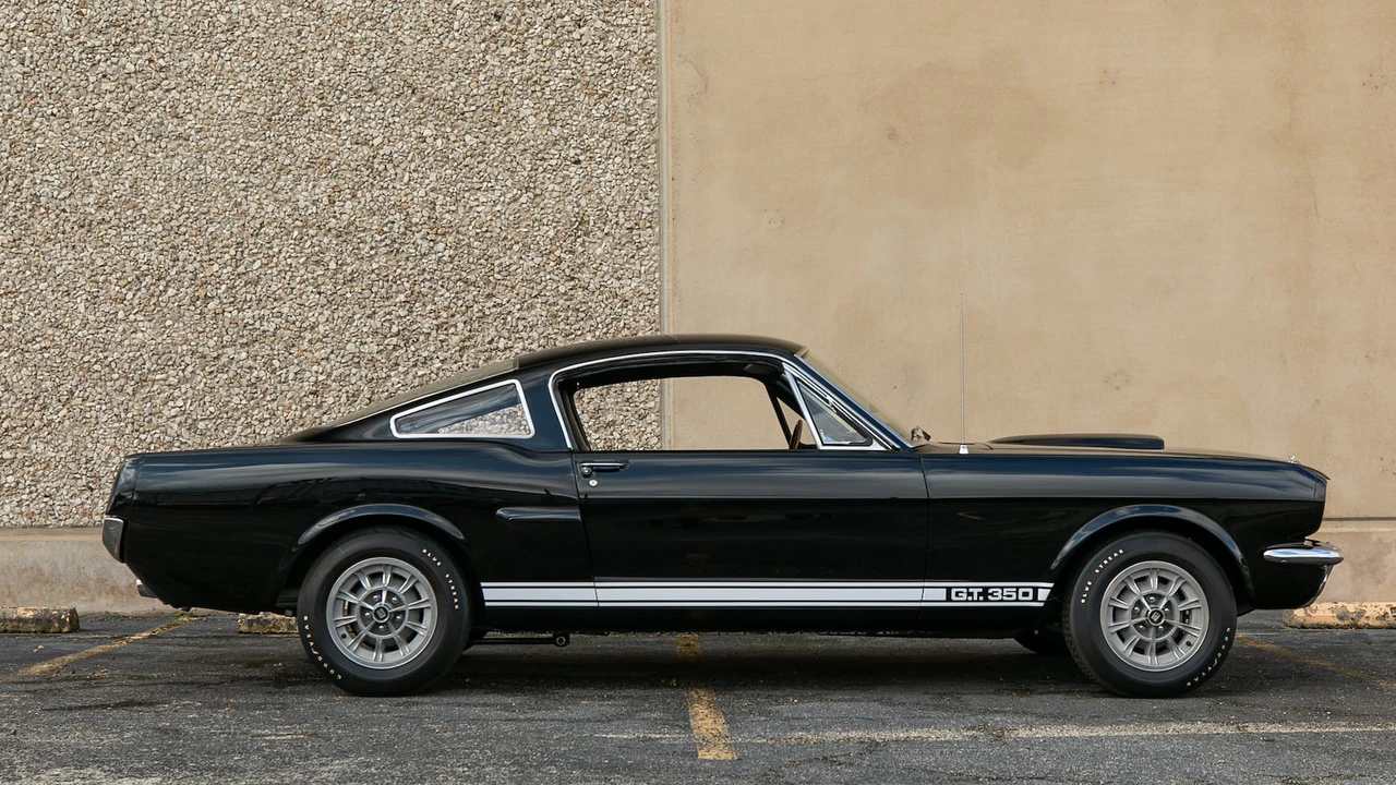 1966 Shelby GT350 - Image 8 of 29