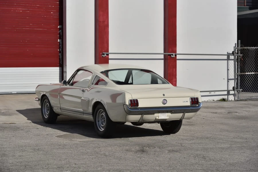 1966 Shelby GT350 - Image 14 of 31