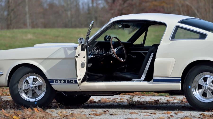 1966 Shelby GT350 - Image 19 of 20