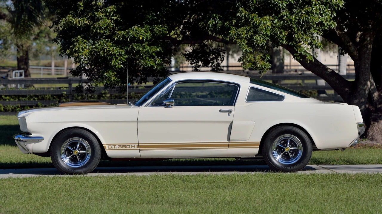1966 Shelby GT350 - Image 8 of 31