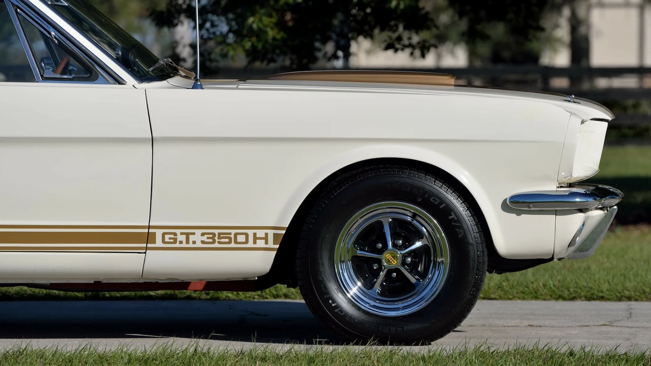 1966 Shelby GT350 - Image 19 of 31