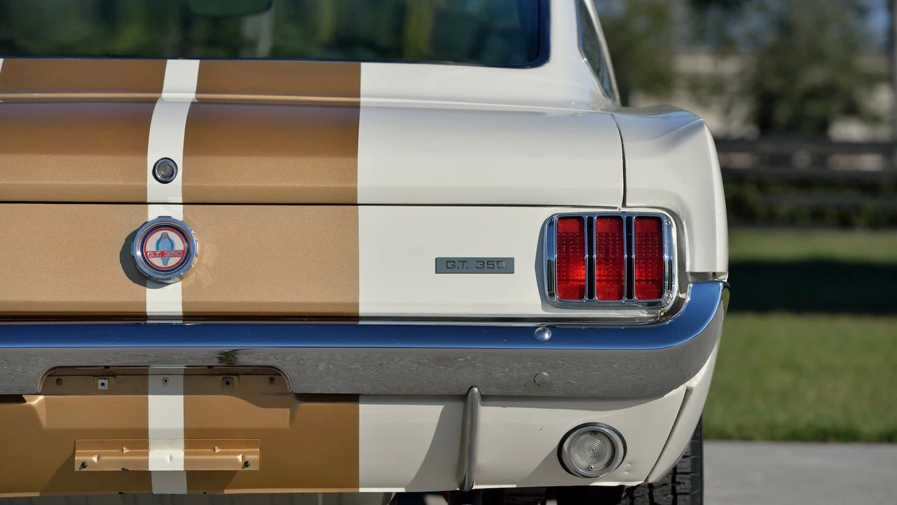 1966 Shelby GT350 - Image 29 of 31
