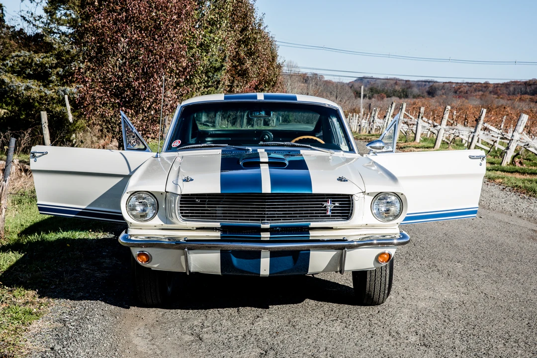 1966 Shelby GT350 - Image 25 of 31