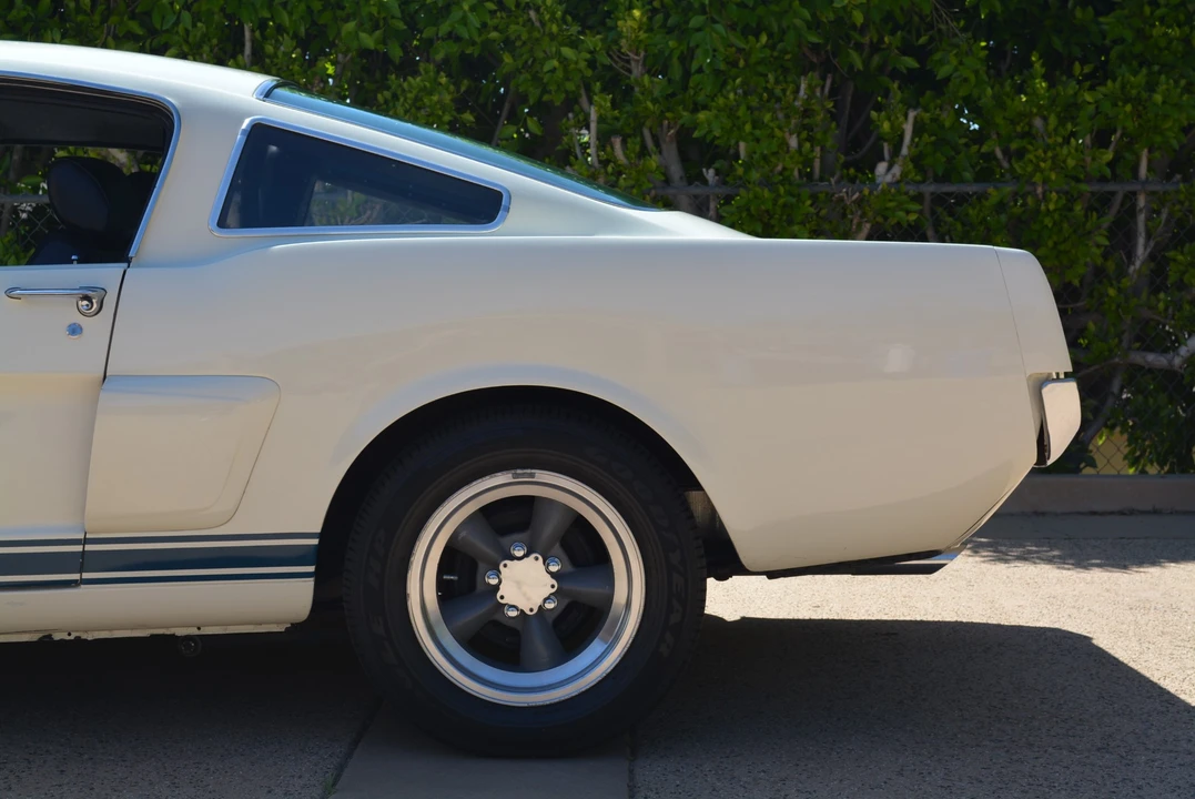 1966 Shelby GT350 - Image 15 of 31