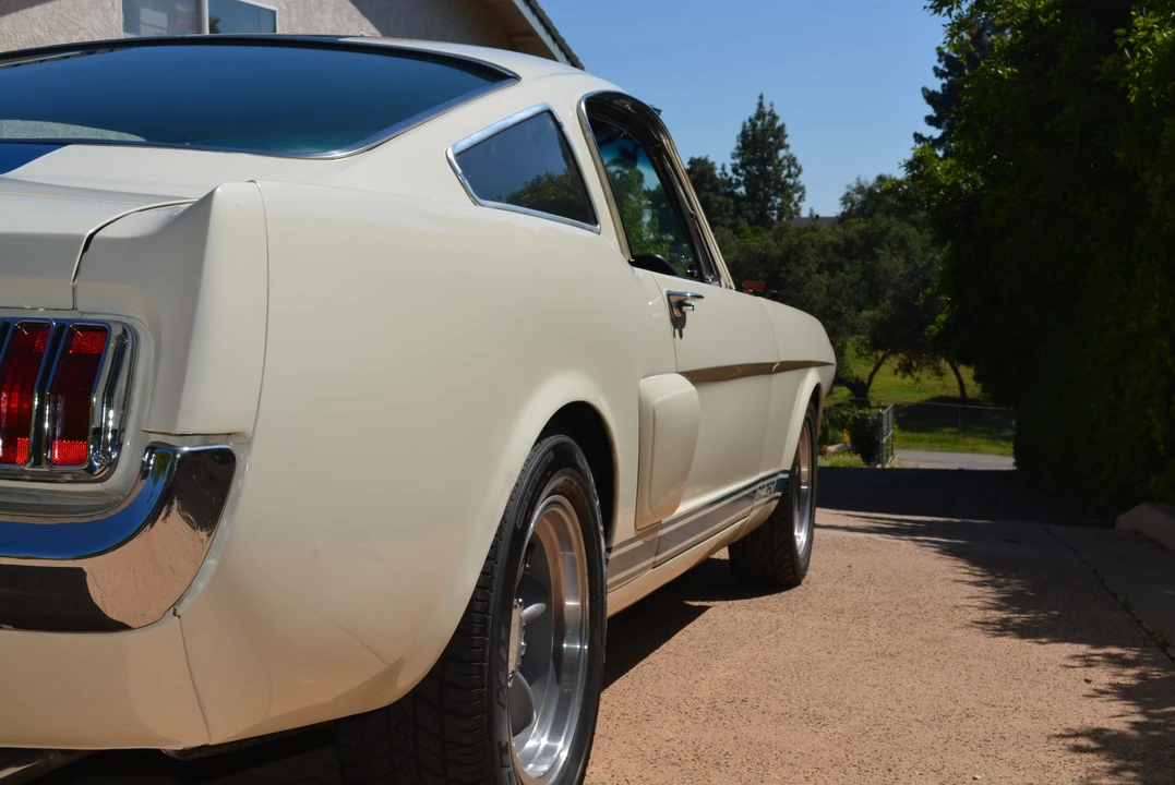 1966 Shelby GT350 - Image 21 of 31