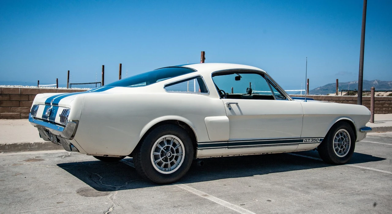 1966 Shelby GT350 - Image 24 of 31