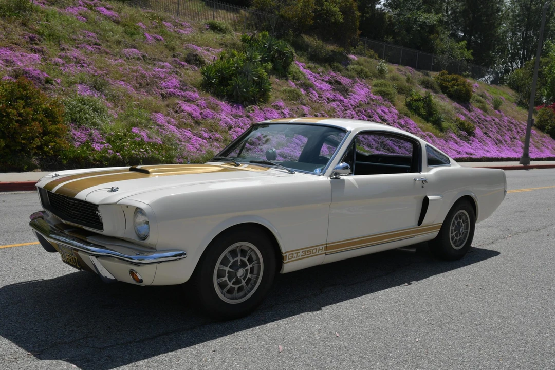 1966 Shelby GT350 - Image 13 of 31