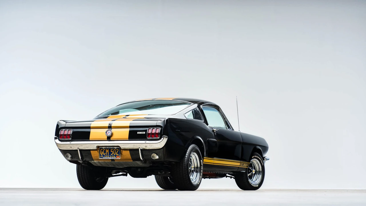1966 Shelby GT350 - Image 27 of 31