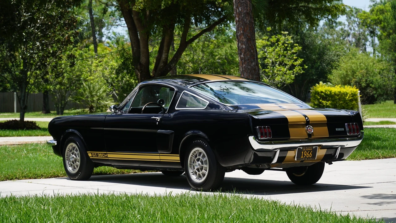 1966 Shelby GT350 - Image 15 of 31