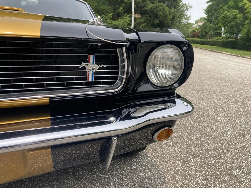 1966 Shelby GT350 - Image 27 of 31