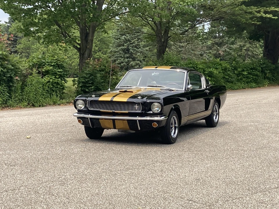 1966 Shelby GT350 - Image 4 of 31
