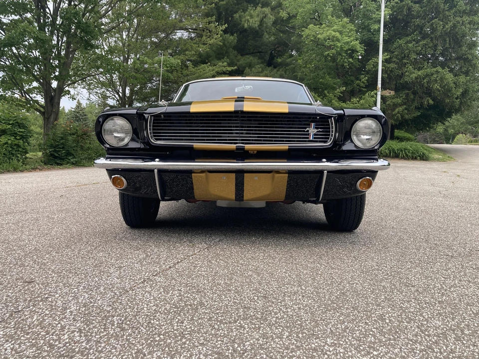 1966 Shelby GT350 - Image 25 of 31