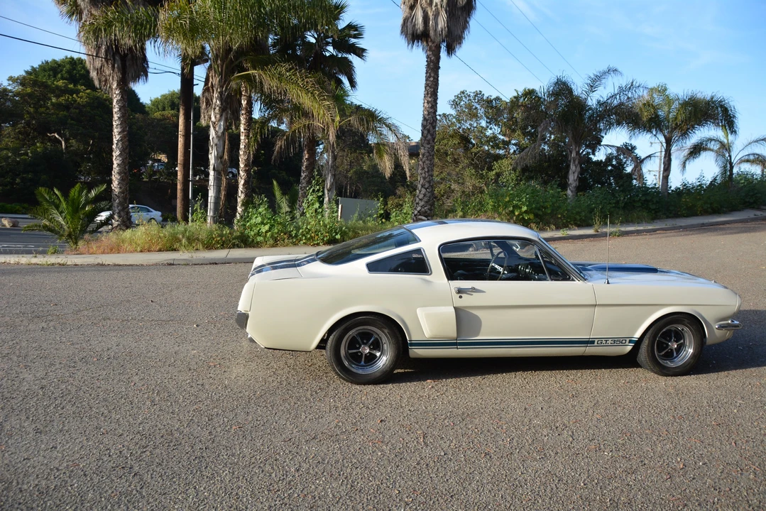 1966 Shelby GT350 - Image 27 of 31