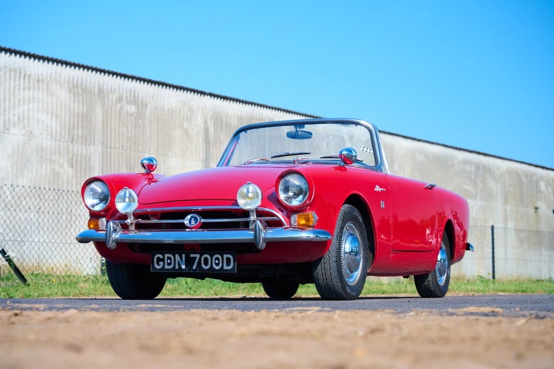 1966 Sunbeam Alpine Series V - Image 4 of 30