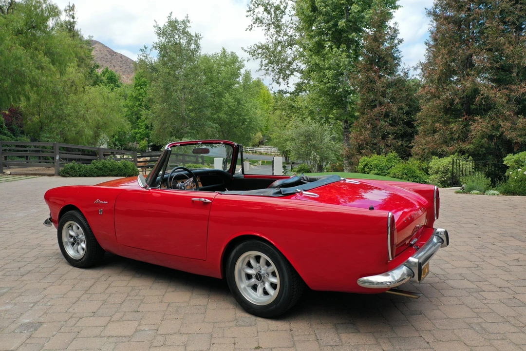 1966 Sunbeam Alpine Series V - Image 4 of 31