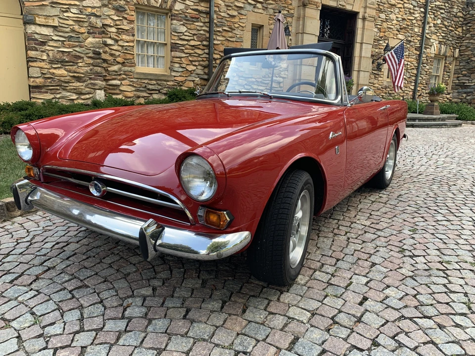 1966 Sunbeam Alpine Series V - Image 2 of 31