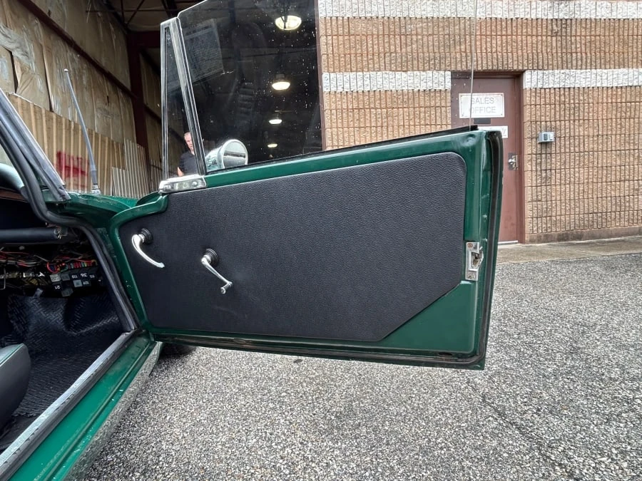 1966 Sunbeam Alpine Series V - Image 7 of 10