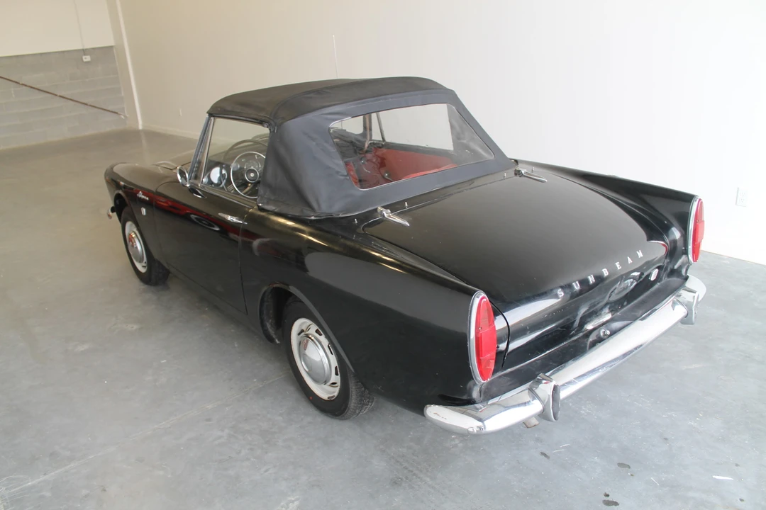 1966 Sunbeam Alpine Series V - Image 10 of 31