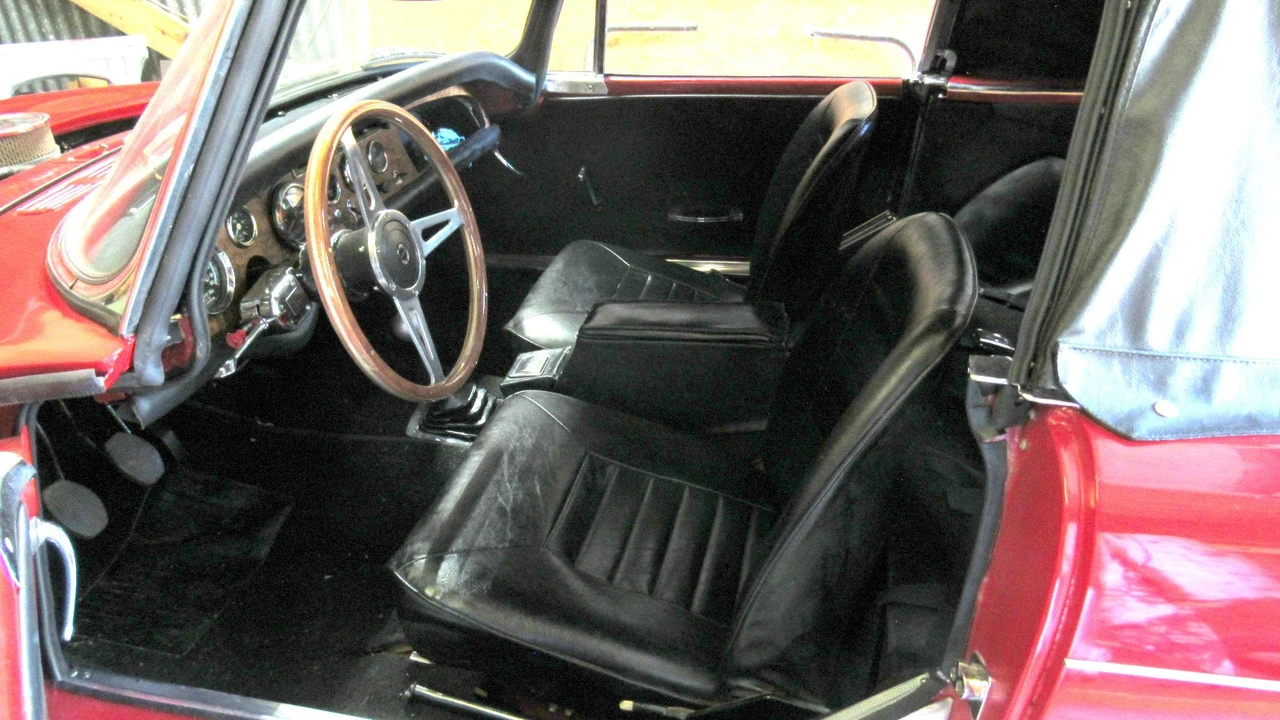 1966 Sunbeam Alpine Series V - Image 25 of 31