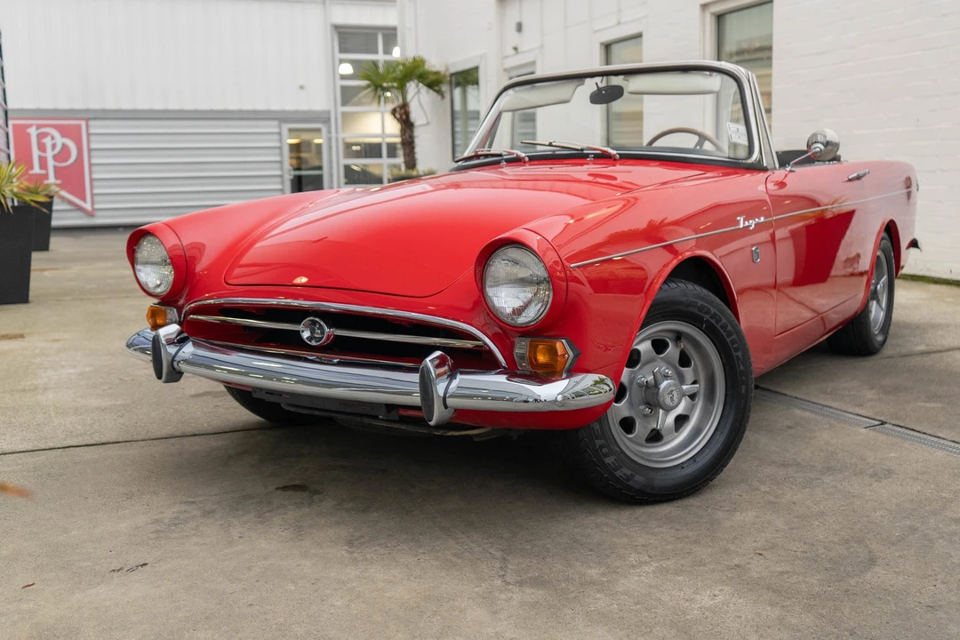 1966 Sunbeam Alpine Series V - Image 2 of 31