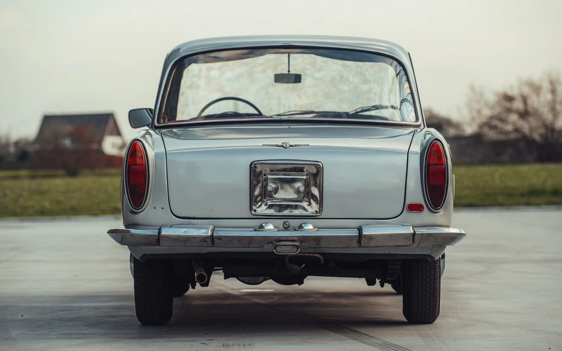 1966 Sunbeam Alpine - Image 25 of 31