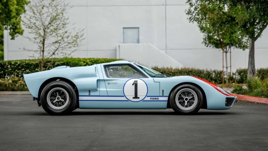 1966 Superformance - Image 2 of 31