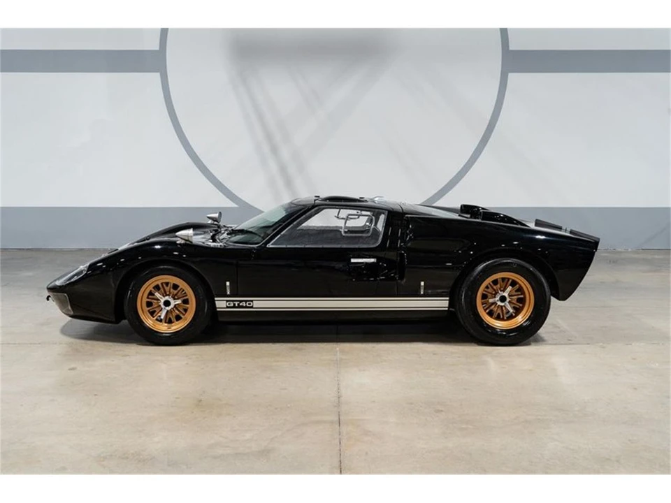 1966 Superformance - Image 2 of 26