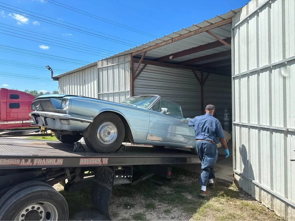 1966 Ford Thunderbird 4th Gen - Image 2 of 8