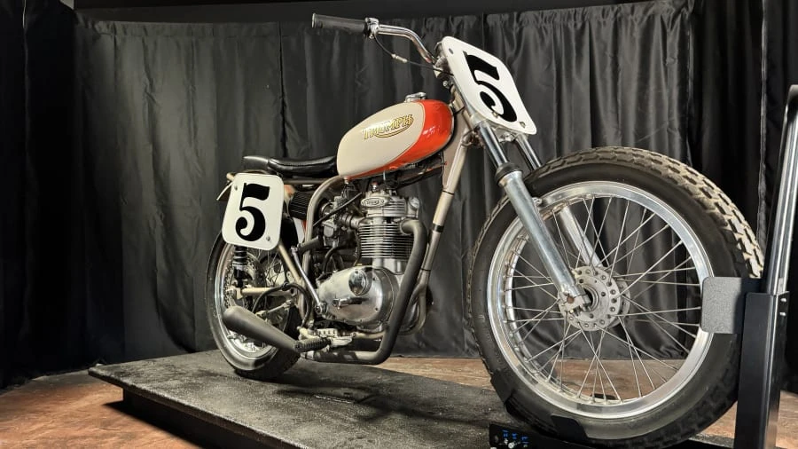 1966 Triumph - Image 7 of 17