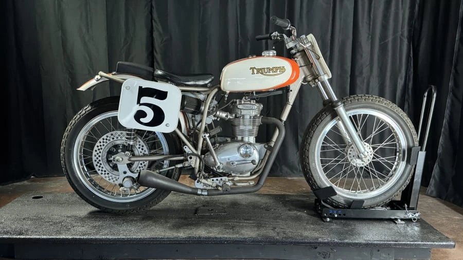 1966 Triumph - Image 12 of 17