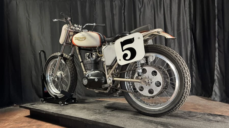 1966 Triumph - Image 8 of 17