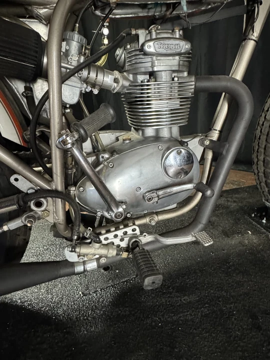 1966 Triumph - Image 17 of 17