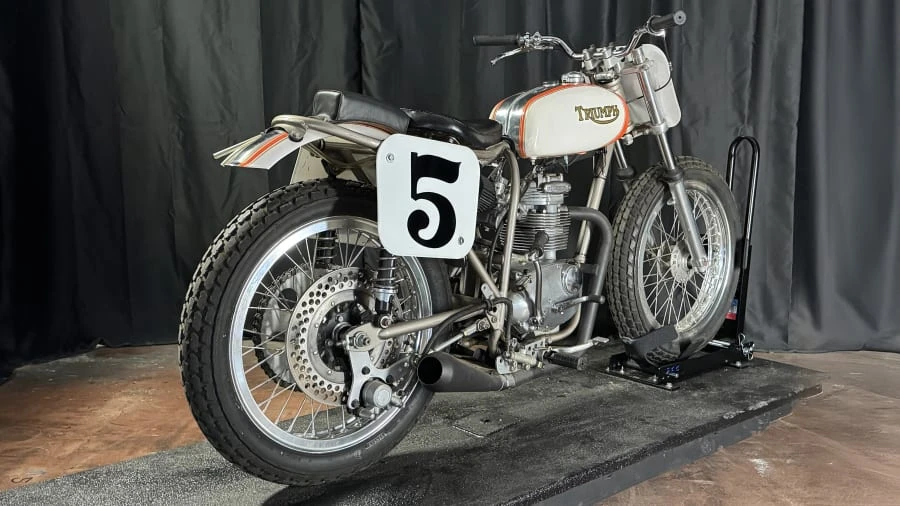 1966 Triumph - Image 13 of 17