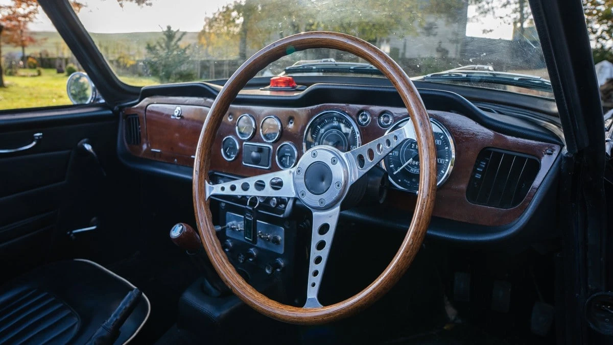 1966 Triumph TR4A - Image 27 of 30