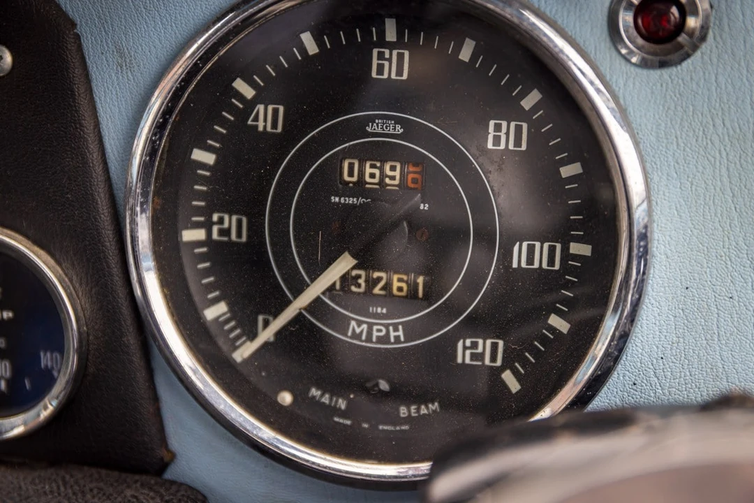 1966 Triumph TR4A - Image 20 of 31