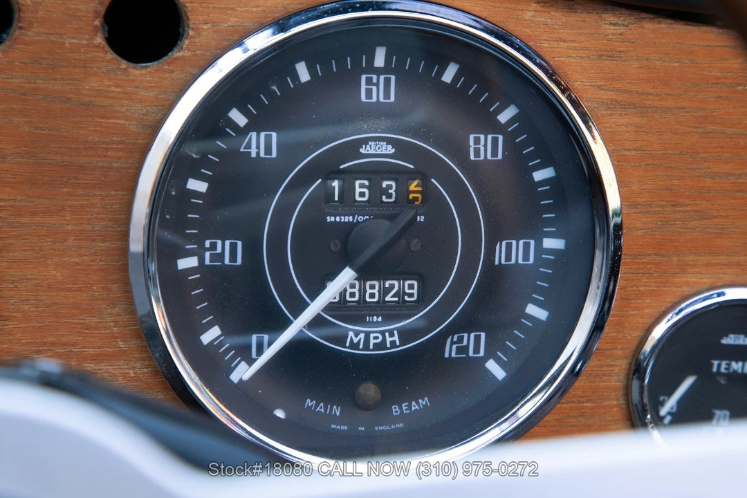 1966 Triumph TR4A - Image 26 of 31